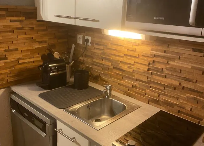 Sud , Centre Station 公寓